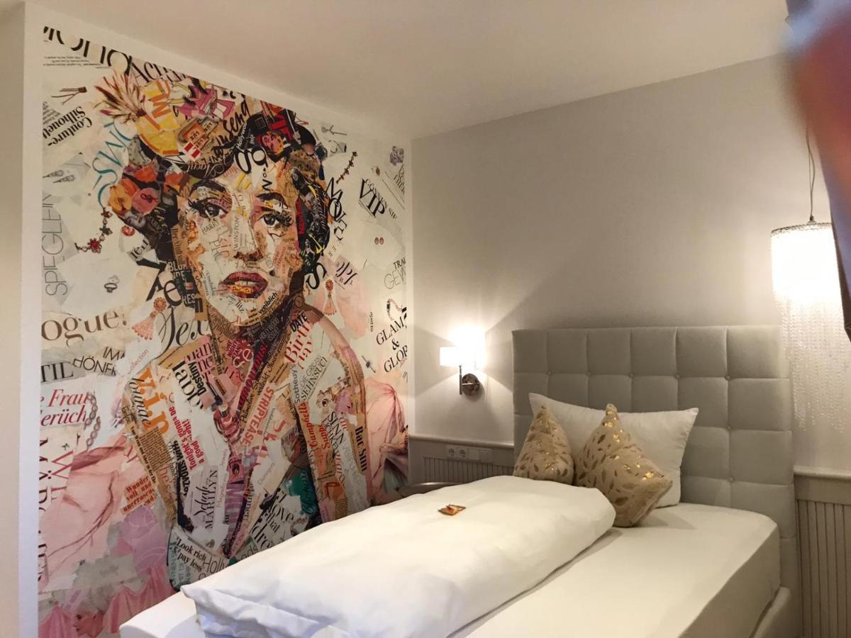 Gartenhotel Salzach 부르크하우젠 외부 사진