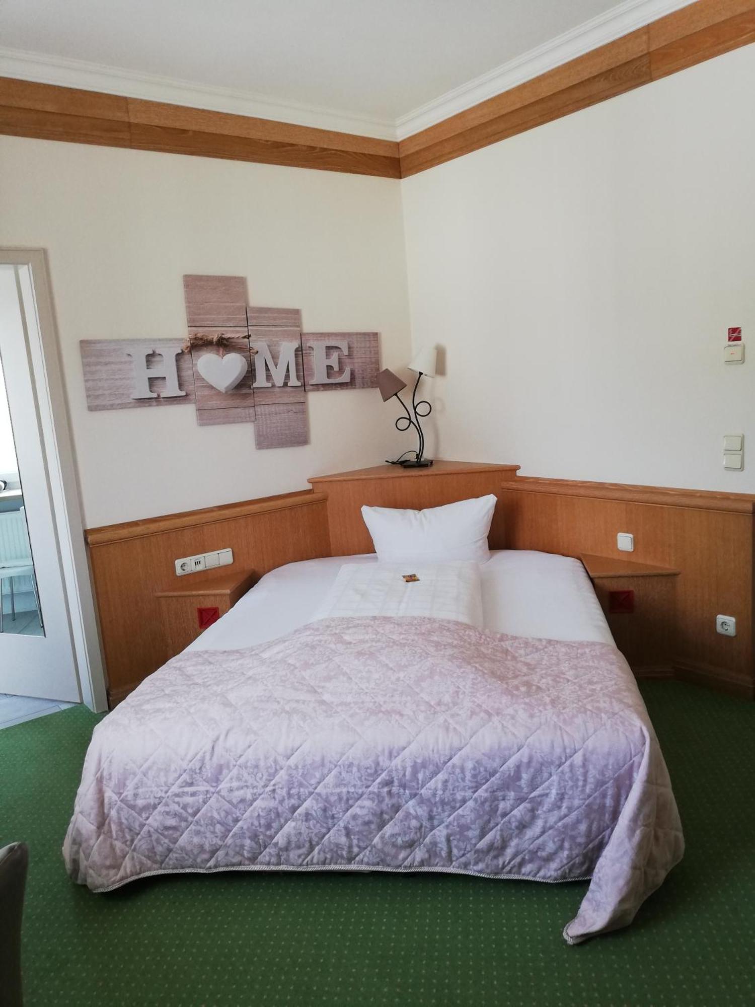 Gartenhotel Salzach 부르크하우젠 외부 사진